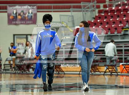 Thumbnail 2 in Star City vs. Harrison (AAA 4A State Round Two) photogallery.