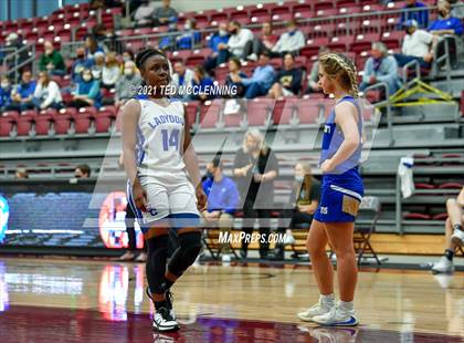 Thumbnail 2 in Star City vs. Harrison (AAA 4A State Round Two) photogallery.