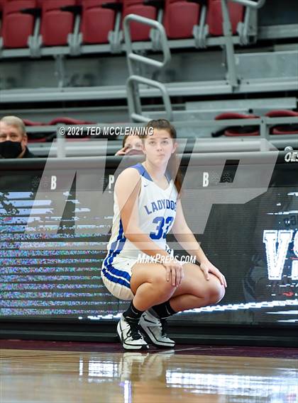 Thumbnail 1 in Star City vs. Harrison (AAA 4A State Round Two) photogallery.
