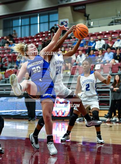 Thumbnail 3 in Star City vs. Harrison (AAA 4A State Round Two) photogallery.
