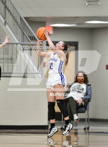 Thumbnail 1 in Star City vs. Harrison (AAA 4A State Round Two) photogallery.