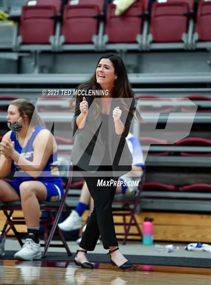 Thumbnail 3 in Star City vs. Harrison (AAA 4A State Round Two) photogallery.