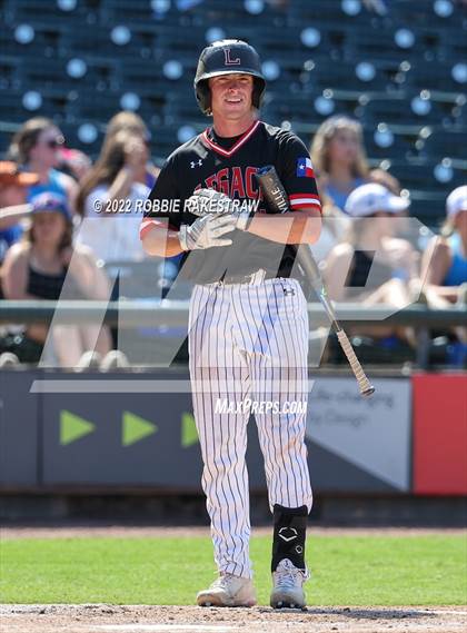 Thumbnail 3 in Friendswood vs. Mansfield Legacy (UIL 5A Baseball Semifinal) photogallery.