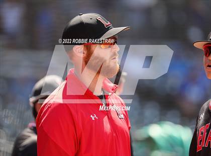 Thumbnail 3 in Friendswood vs. Mansfield Legacy (UIL 5A Baseball Semifinal) photogallery.