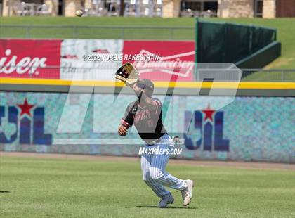 Thumbnail 3 in Friendswood vs. Mansfield Legacy (UIL 5A Baseball Semifinal) photogallery.