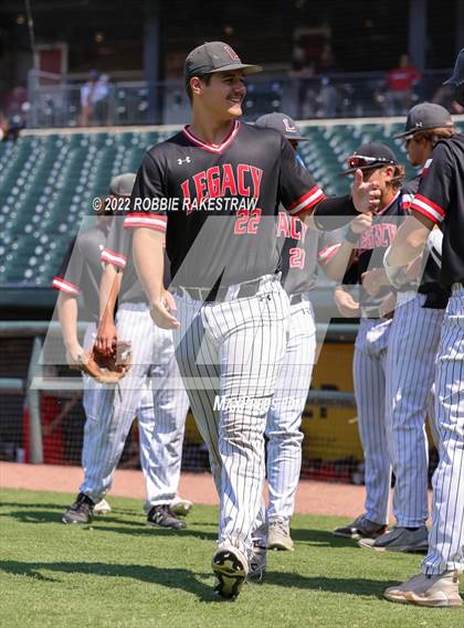 Thumbnail 2 in Friendswood vs. Mansfield Legacy (UIL 5A Baseball Semifinal) photogallery.