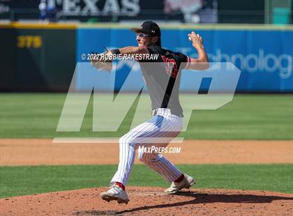 Thumbnail 3 in Friendswood vs. Mansfield Legacy (UIL 5A Baseball Semifinal) photogallery.
