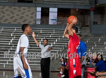 Thumbnail 3 in Bishop Dunne @ Wilmer-Hutchins (DJH5 Holiday Showcase) photogallery.