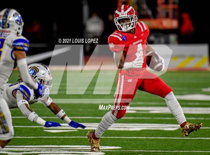 Thumbnail 1 in Serra vs. Mater Dei (CIF State Open DIV Championship) photogallery.