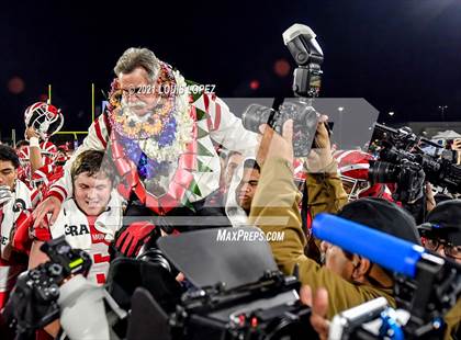 Thumbnail 2 in Serra vs. Mater Dei (CIF State Open DIV Championship) photogallery.
