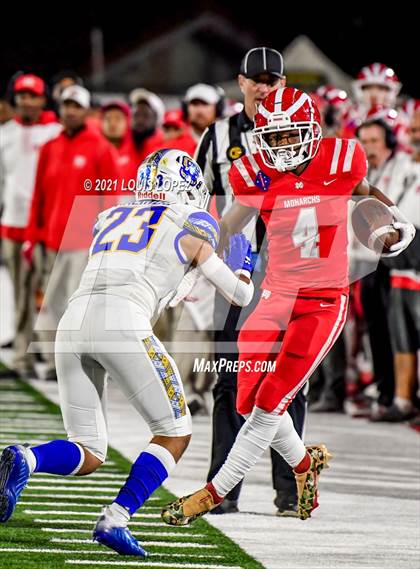 Thumbnail 3 in Serra vs. Mater Dei (CIF State Open DIV Championship) photogallery.