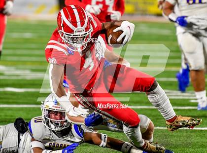 Thumbnail 3 in Serra vs. Mater Dei (CIF State Open DIV Championship) photogallery.