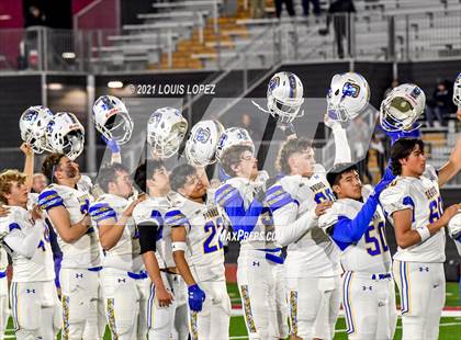 Thumbnail 2 in Serra vs. Mater Dei (CIF State Open DIV Championship) photogallery.