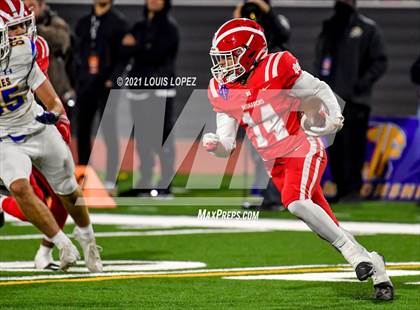 Thumbnail 2 in Serra vs. Mater Dei (CIF State Open DIV Championship) photogallery.