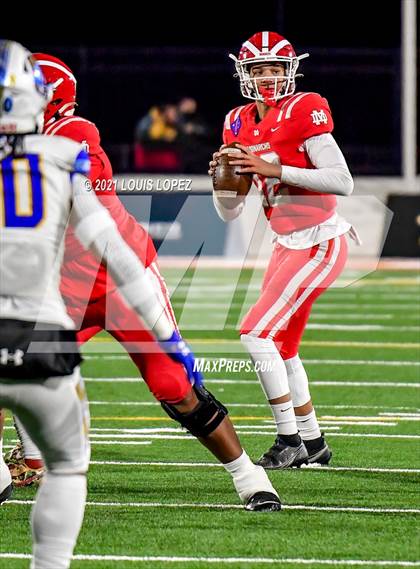 Thumbnail 1 in Serra vs. Mater Dei (CIF State Open DIV Championship) photogallery.