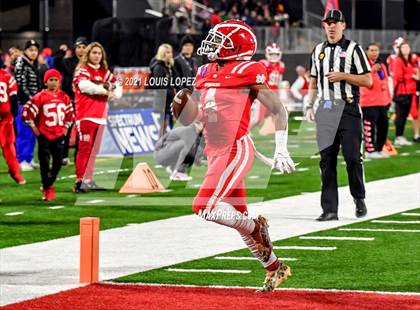 Thumbnail 2 in Serra vs. Mater Dei (CIF State Open DIV Championship) photogallery.