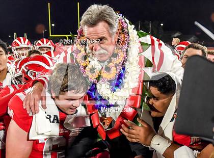 Thumbnail 2 in Serra vs. Mater Dei (CIF State Open DIV Championship) photogallery.