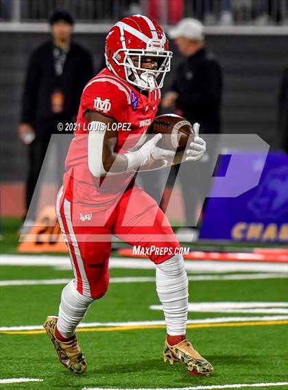 Thumbnail 3 in Serra vs. Mater Dei (CIF State Open DIV Championship) photogallery.