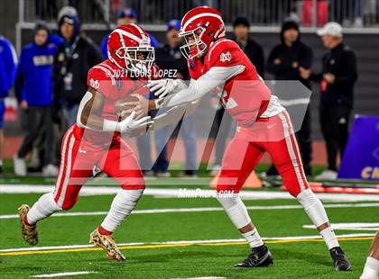 Thumbnail 3 in Serra vs. Mater Dei (CIF State Open DIV Championship) photogallery.