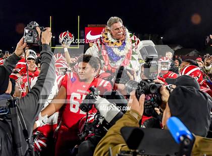 Thumbnail 2 in Serra vs. Mater Dei (CIF State Open DIV Championship) photogallery.