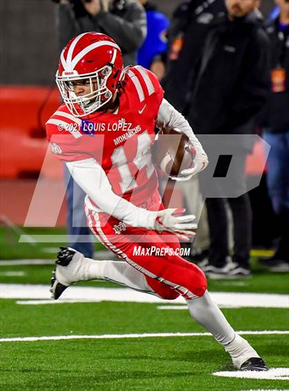 Thumbnail 1 in Serra vs. Mater Dei (CIF State Open DIV Championship) photogallery.