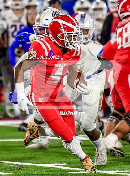 Thumbnail 3 in Serra vs. Mater Dei (CIF State Open DIV Championship) photogallery.