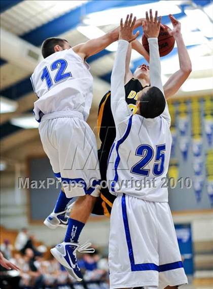 Thumbnail 3 in Rocklin vs Del Oro (Rocklin Holiday Tournament) photogallery.