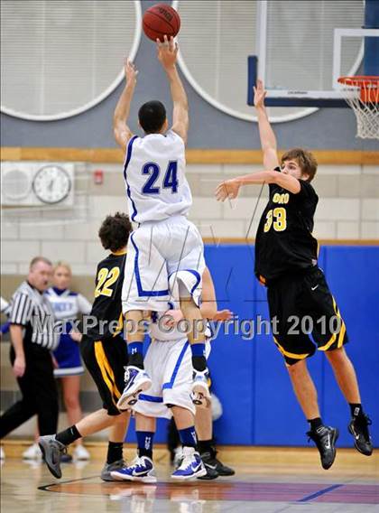 Thumbnail 1 in Rocklin vs Del Oro (Rocklin Holiday Tournament) photogallery.