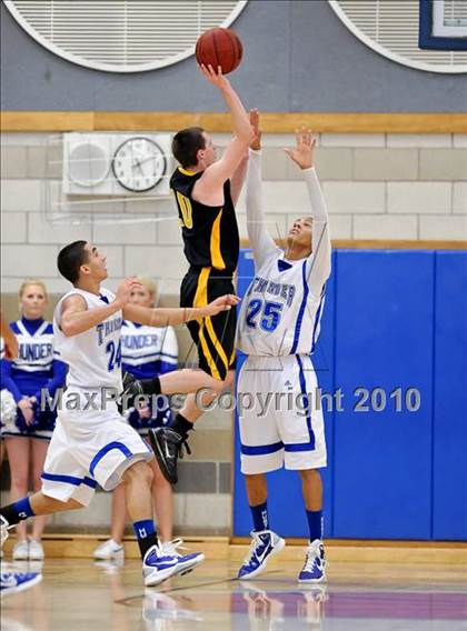 Thumbnail 2 in Rocklin vs Del Oro (Rocklin Holiday Tournament) photogallery.