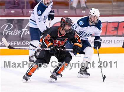 Thumbnail 3 in Blaine vs White Bear Lake (Schwan Cup) photogallery.