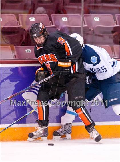 Thumbnail 2 in Blaine vs White Bear Lake (Schwan Cup) photogallery.