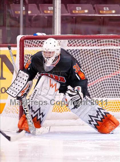 Thumbnail 3 in Blaine vs White Bear Lake (Schwan Cup) photogallery.
