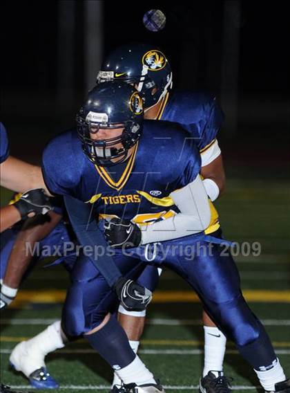 Thumbnail 1 in Windsor @ Inderkum photogallery.
