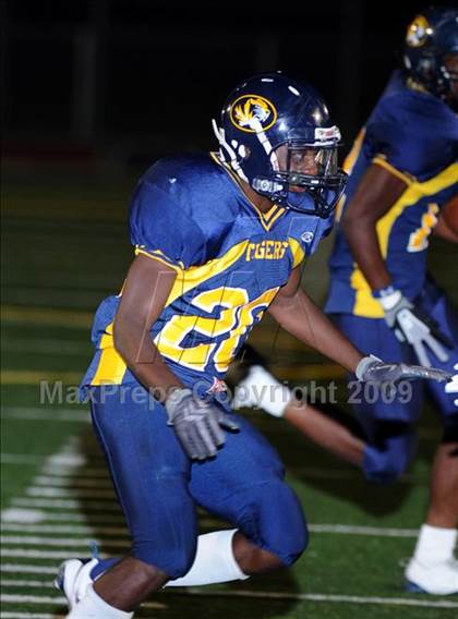 Thumbnail 3 in Windsor @ Inderkum photogallery.
