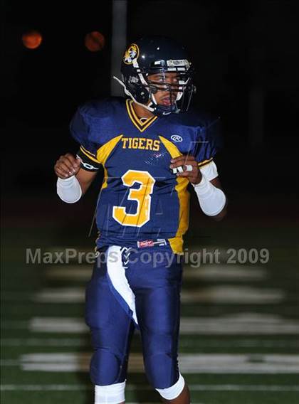 Thumbnail 1 in Windsor @ Inderkum photogallery.