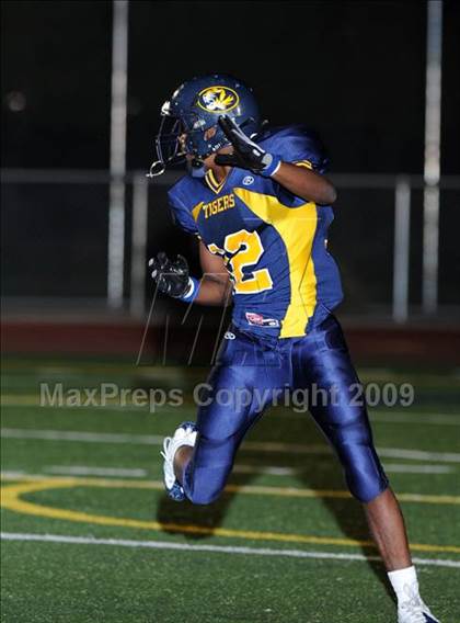 Thumbnail 3 in Windsor @ Inderkum photogallery.