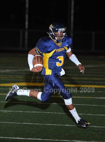 Thumbnail 1 in Windsor @ Inderkum photogallery.