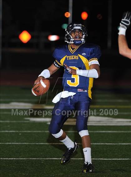Thumbnail 2 in Windsor @ Inderkum photogallery.