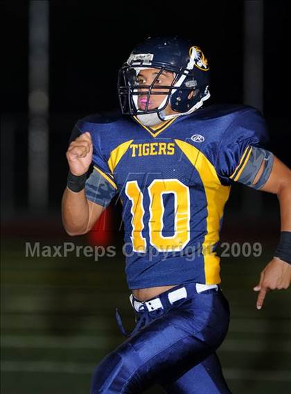 Thumbnail 2 in Windsor @ Inderkum photogallery.