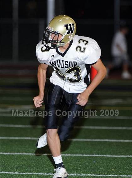 Thumbnail 2 in Windsor @ Inderkum photogallery.