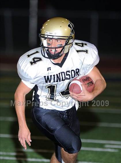 Thumbnail 2 in Windsor @ Inderkum photogallery.
