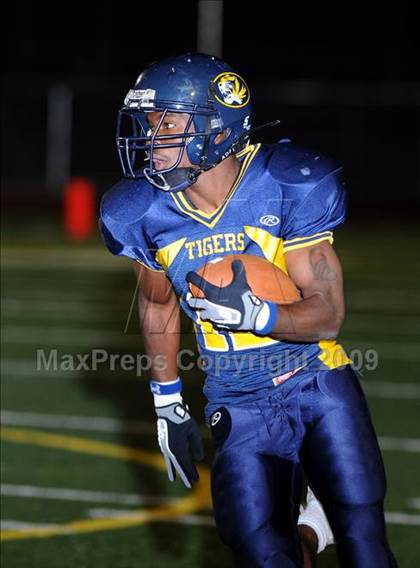 Thumbnail 1 in Windsor @ Inderkum photogallery.