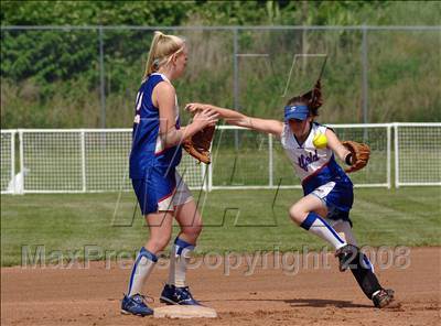Thumbnail 3 in Lauralton Hall vs. Suffield (CIAC Class M Final) photogallery.