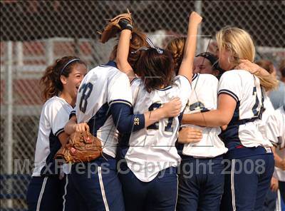 Thumbnail 2 in Lauralton Hall vs. Suffield (CIAC Class M Final) photogallery.