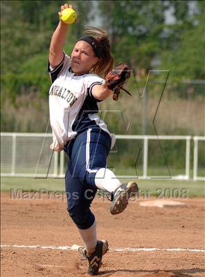 Thumbnail 2 in Lauralton Hall vs. Suffield (CIAC Class M Final) photogallery.