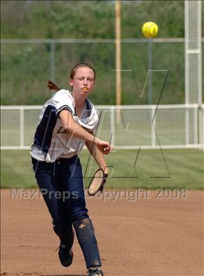 Thumbnail 3 in Lauralton Hall vs. Suffield (CIAC Class M Final) photogallery.