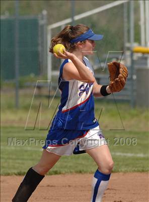 Thumbnail 2 in Lauralton Hall vs. Suffield (CIAC Class M Final) photogallery.