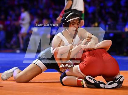 Thumbnail 1 in UIL 5A/6A State Championships - 120 lb - 138 lb Finals photogallery.