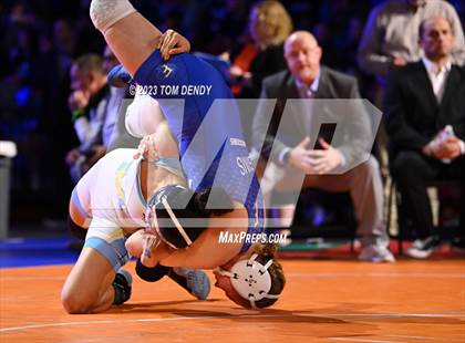 Thumbnail 2 in UIL 5A/6A State Championships - 120 lb - 138 lb Finals photogallery.