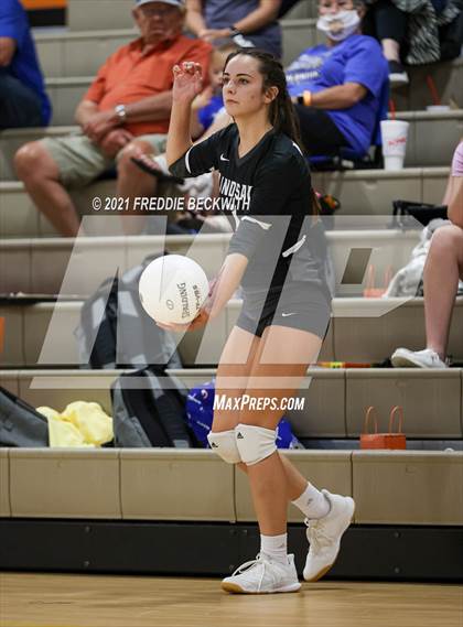 Thumbnail 1 in Lindsay vs Windthorst (Nocona Tournament) photogallery.